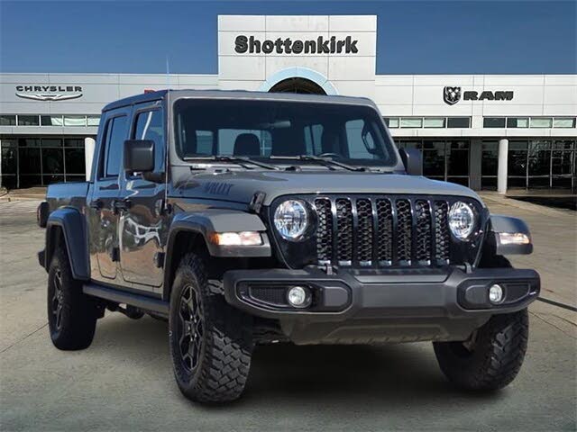 2022 Jeep Gladiator Willys Crew Cab 4WD