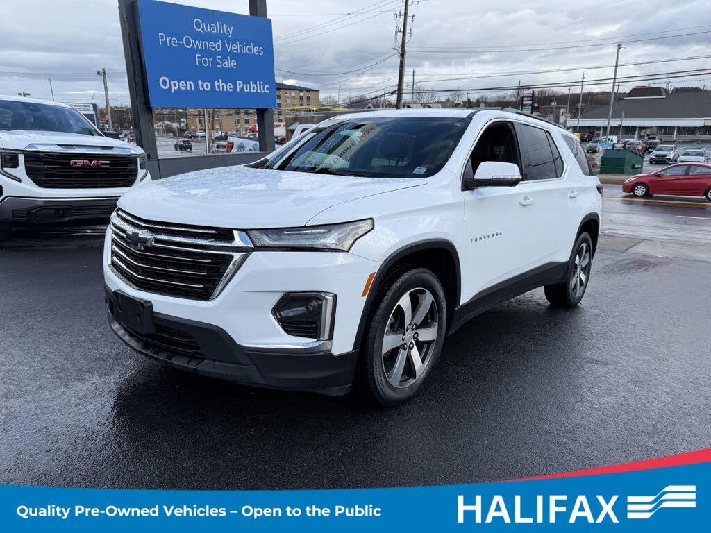 2023 Chevrolet Traverse LT Leather AWD