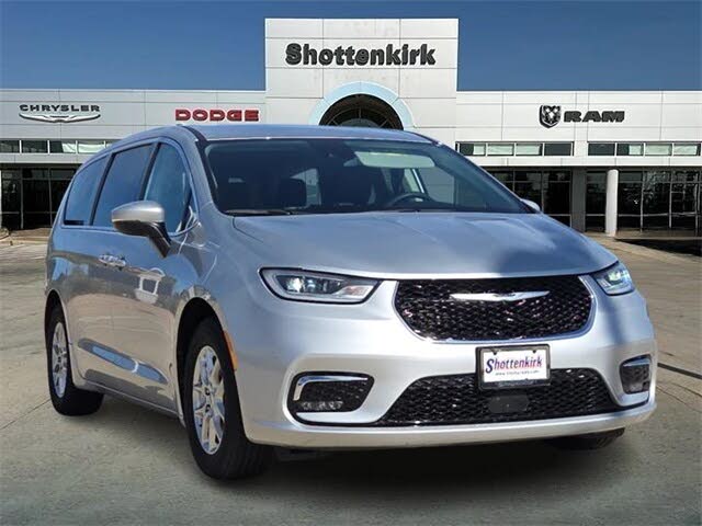 2023 Chrysler Pacifica Touring L FWD