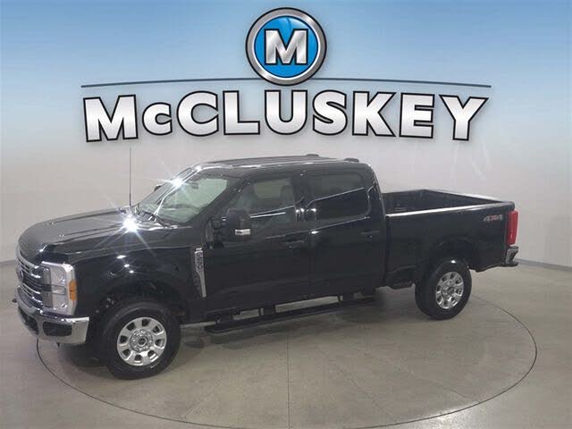2023 Ford F-250 Super Duty XLT Crew Cab 4WD