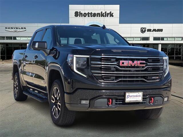 2023 GMC Sierra 1500 AT4 Crew Cab 4WD