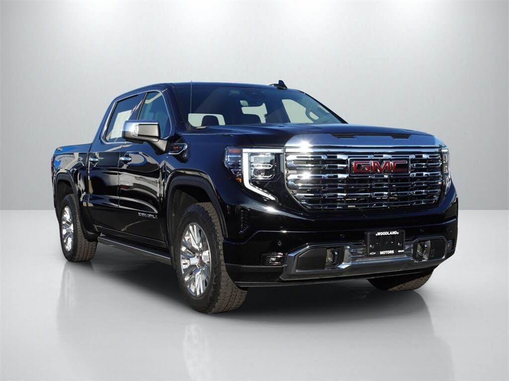 2023 GMC Sierra 1500 Denali Crew Cab 4WD