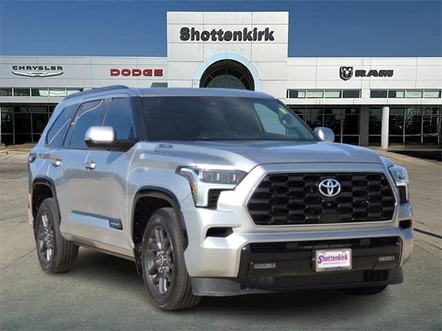 2023 Toyota Sequoia Platinum 4WD