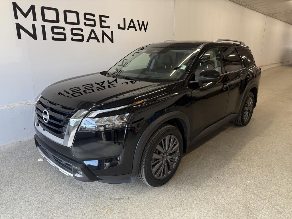 2024 Nissan Pathfinder SL 4WD