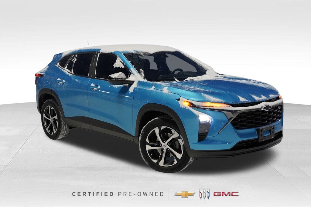 2025 Chevrolet Trax RS with 1RS FWD