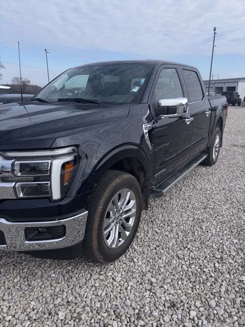 2025 Ford F-150 Lariat SuperCrew 4WD