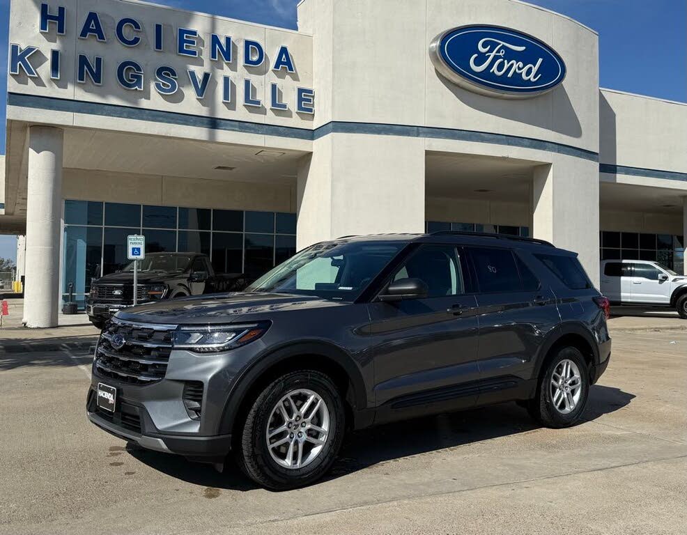 2026 Ford Explorer Active RWD