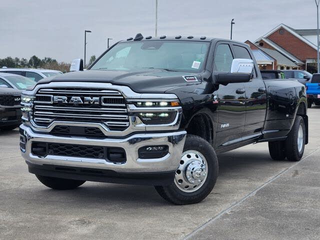 2026 RAM 3500 Laramie Crew Cab LB DRW 4WD