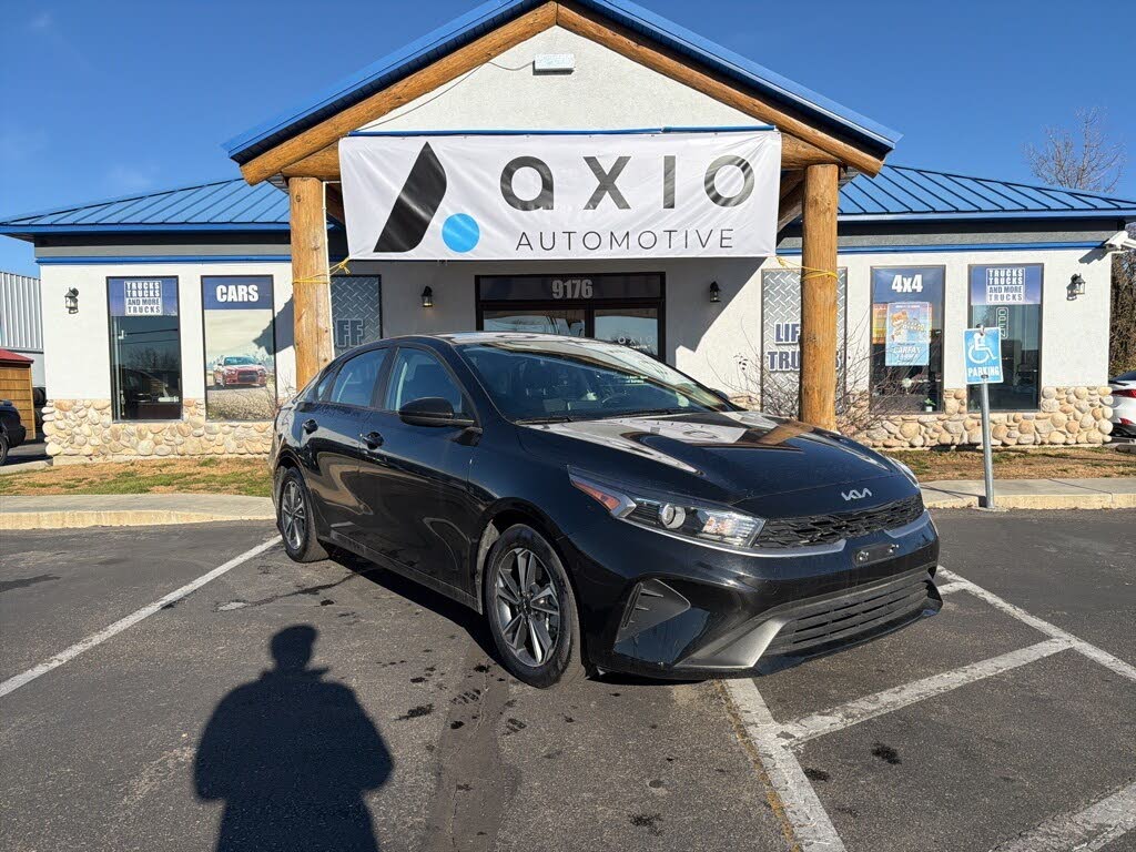 2024 Kia Forte LXS FWD