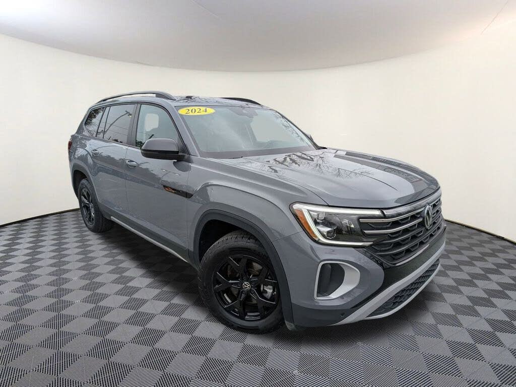 2024 Volkswagen Atlas Peak Edition SE 4Motion AWD with Technology