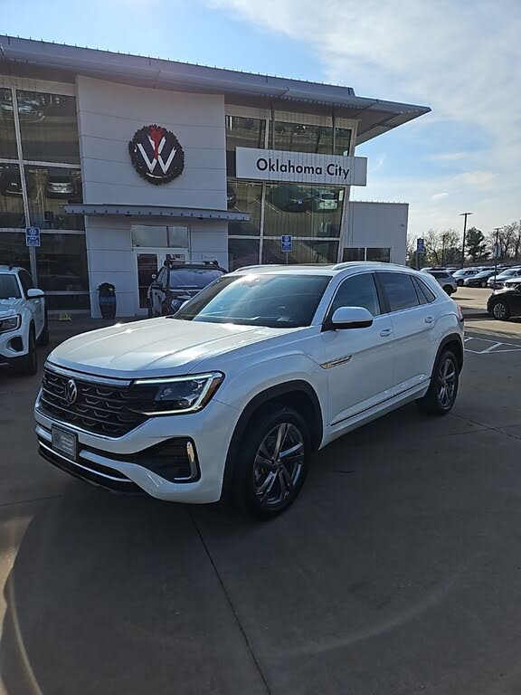 2024 Volkswagen Atlas Cross Sport SEL R-Line 4Motion