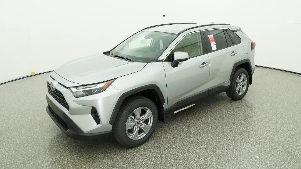 2025 Toyota RAV4 Hybrid XLE AWD