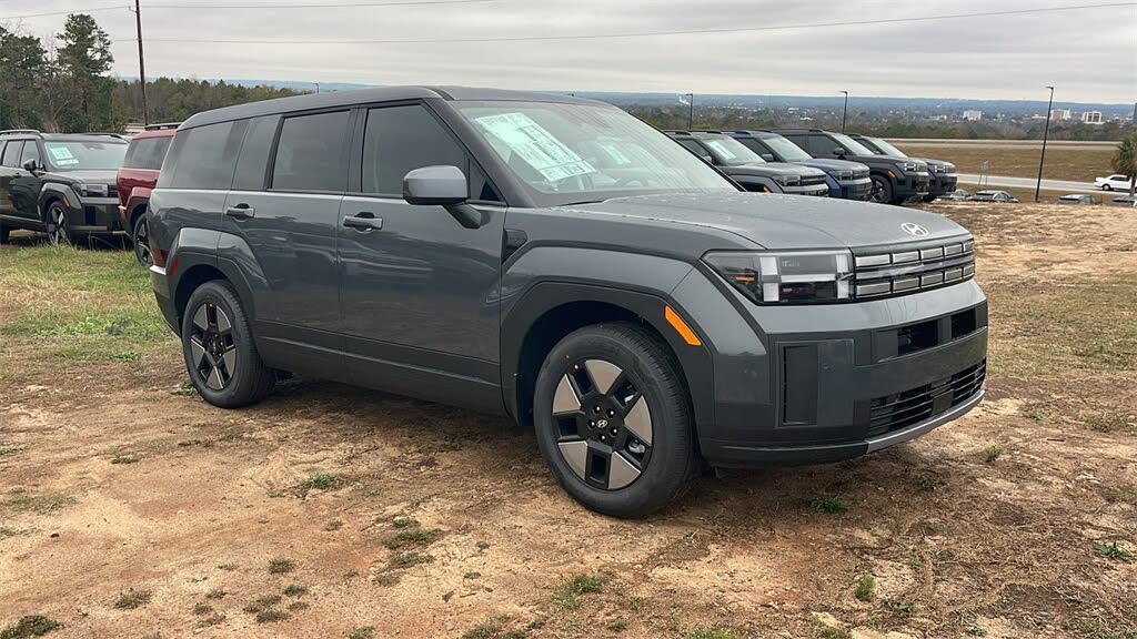 2026 Hyundai Santa Fe Hybrid SE FWD