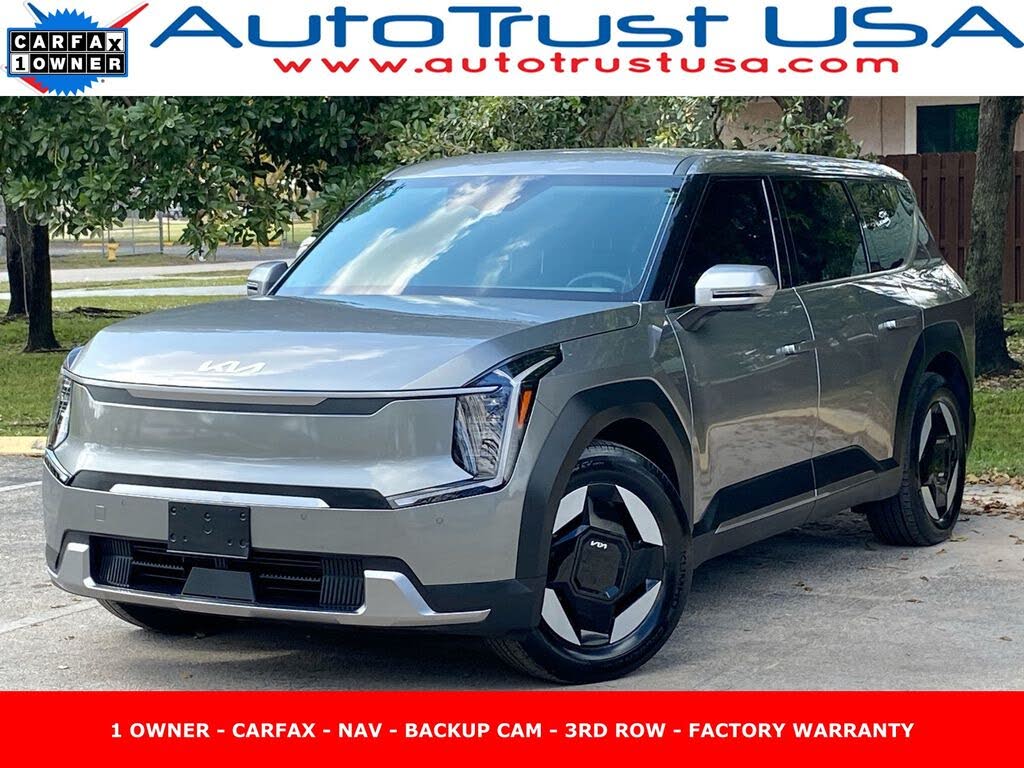 2024 Kia EV9 Light Long Range RWD