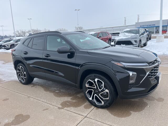 2025 Chevrolet Trax RS with 2RS FWD