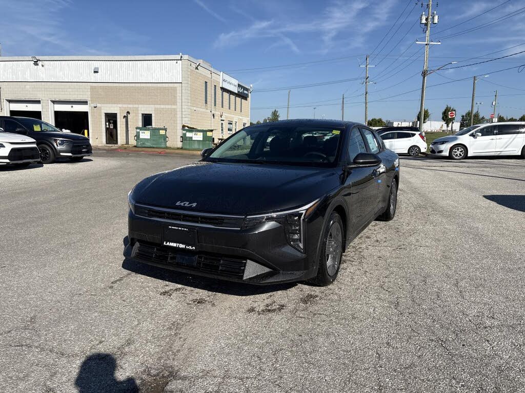 2025 Kia K4 LX FWD