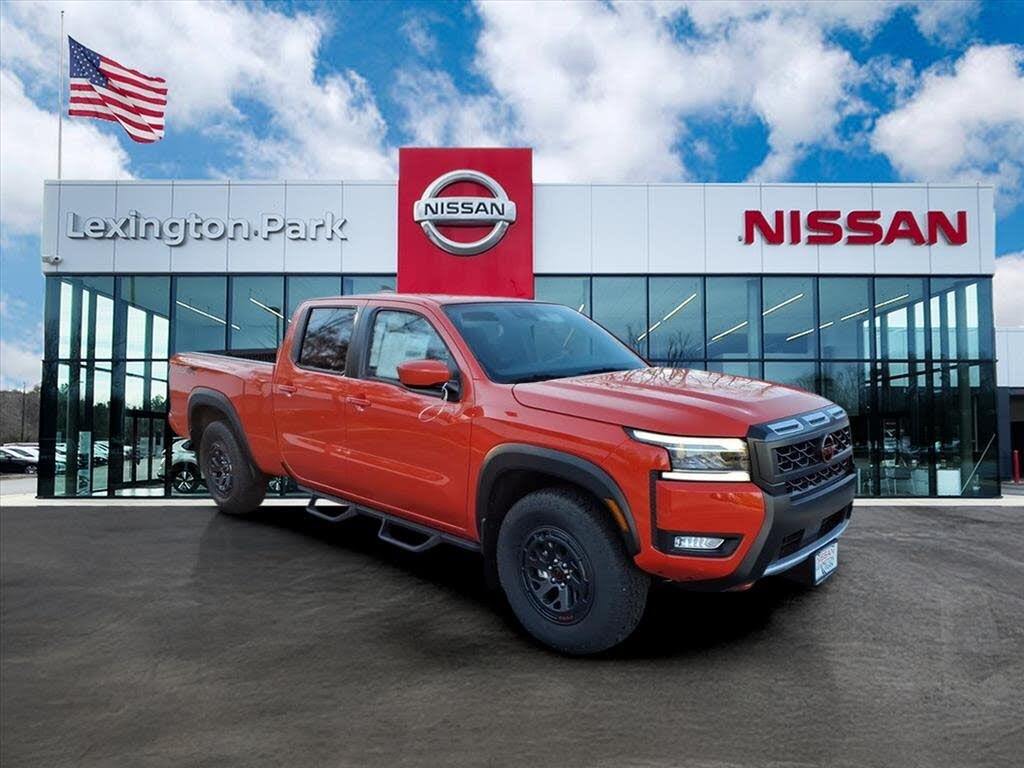 2025 Nissan Frontier PRO-4X Crew Cab LB 4WD