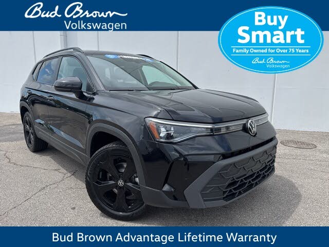 2025 Volkswagen Taos SE Black 4Motion
