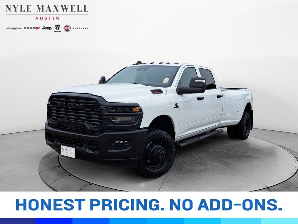 2026 RAM 3500 Tradesman Crew Cab LB DRW 4WD