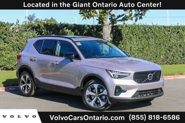 2026 Volvo XC40 B4 Plus FWD