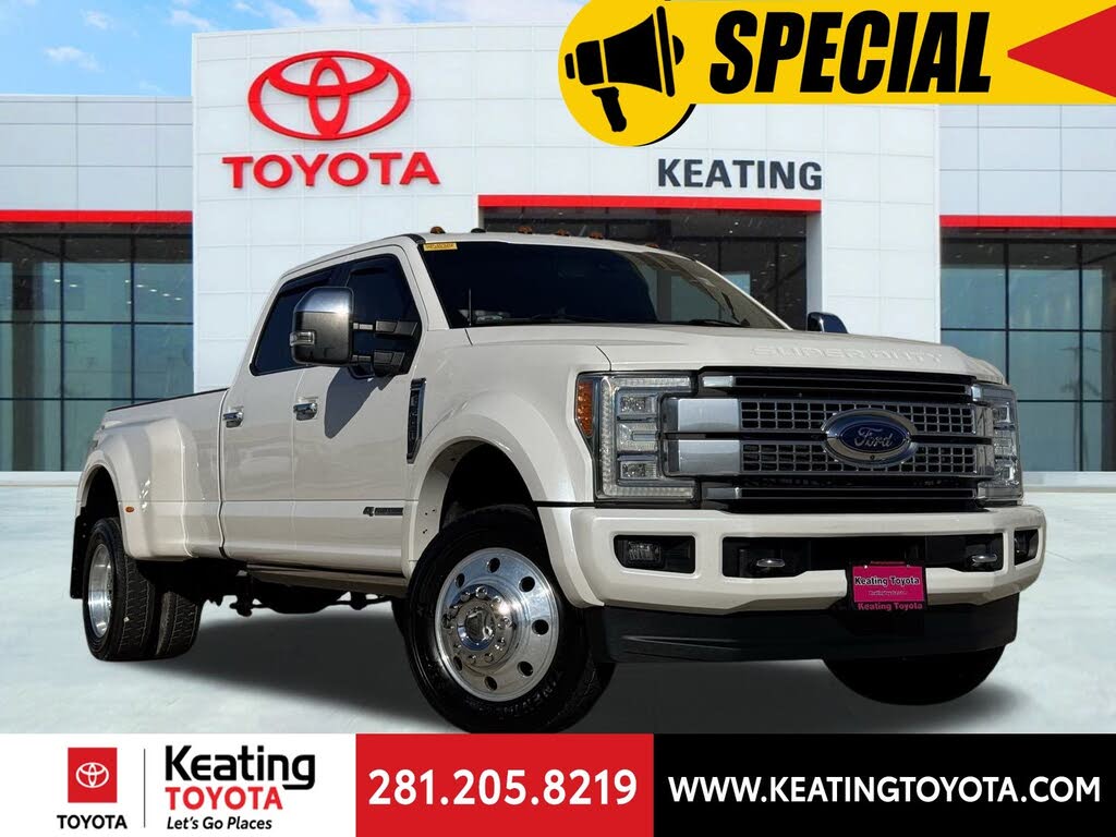 2017 Ford F-450 Super Duty Platinum Crew Cab LB DRW 4WD