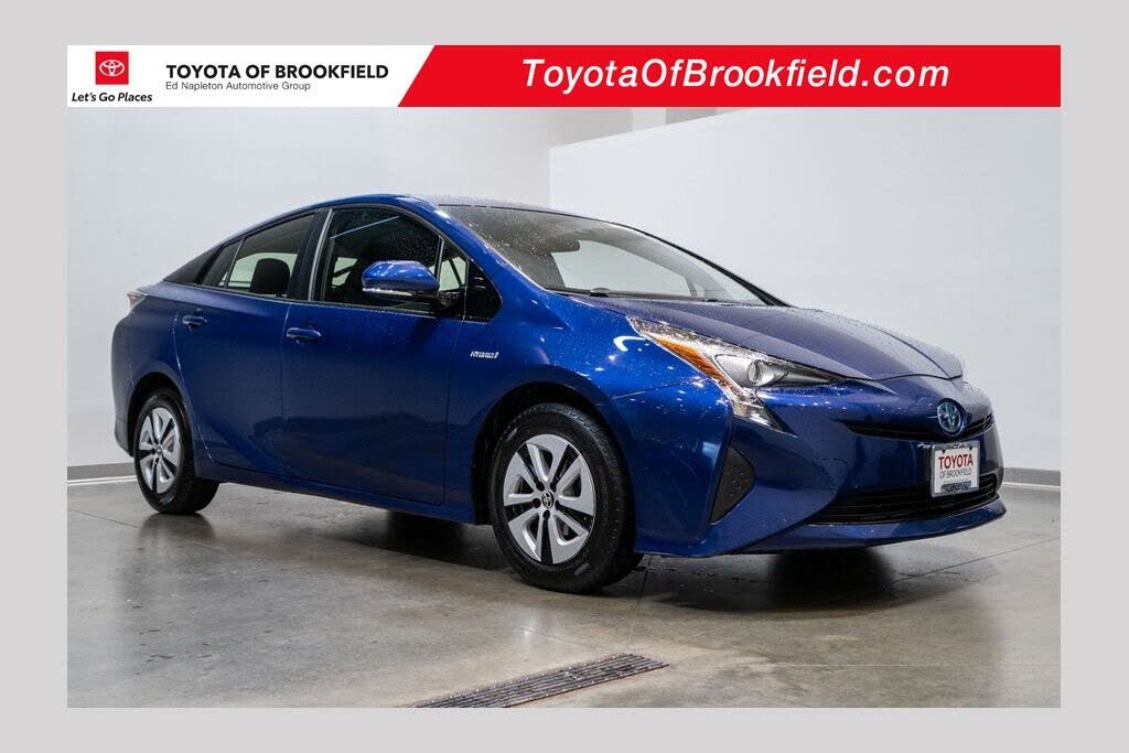 2017 Toyota Prius Three FWD