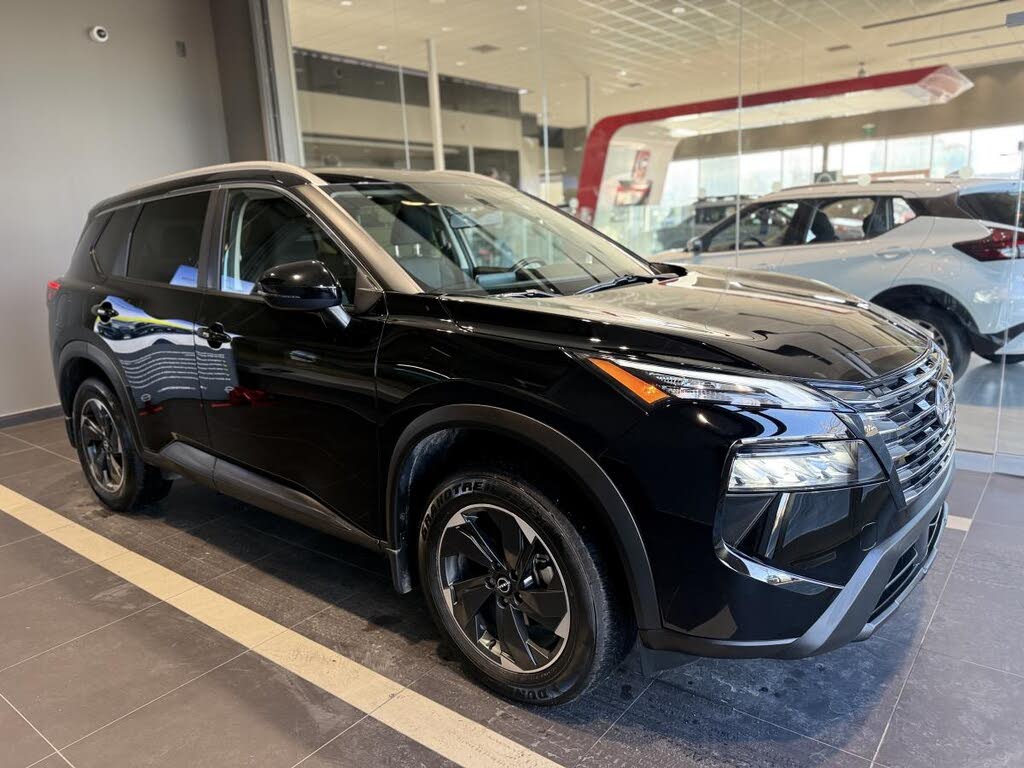 Nissan Rogue SV Moonroof AWD 2024