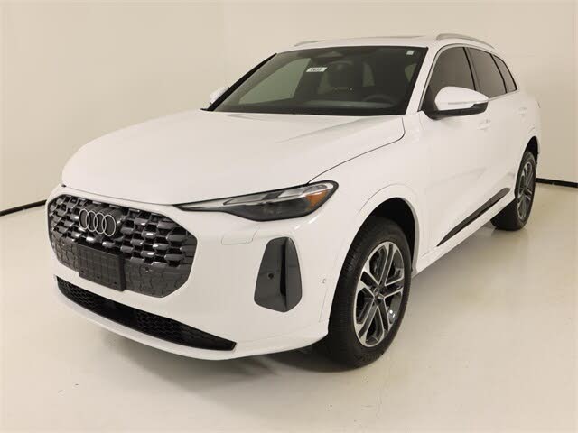 2025 Audi Q5 quattro Premium 40 TFSI