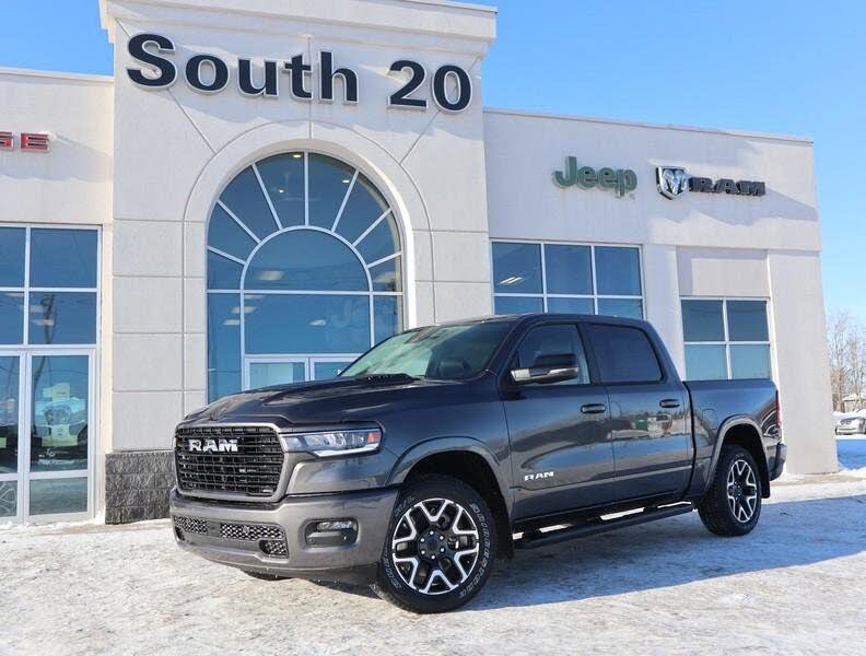 2025 RAM 1500 Laramie Crew Cab 4WD
