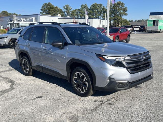 2025 Subaru Forester Premium Crossover AWD