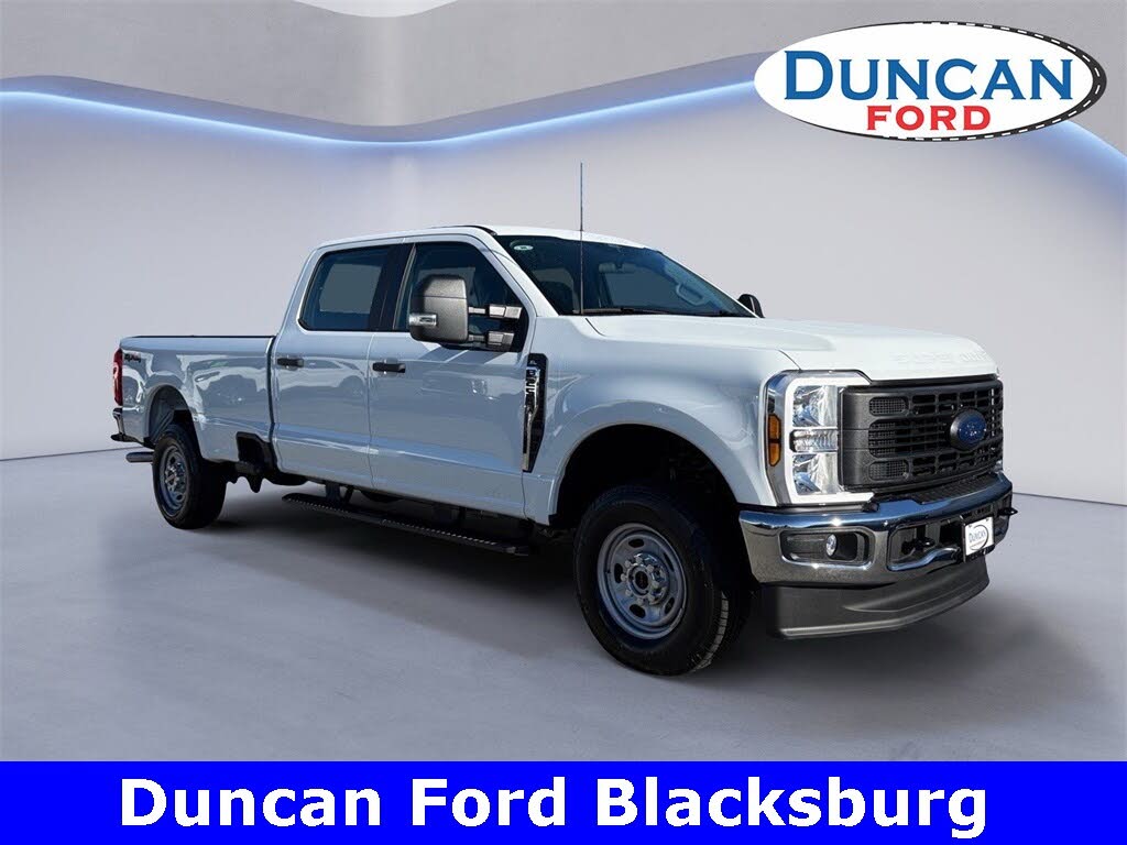 2026 Ford F-250 Super Duty XL Crew Cab 4WD