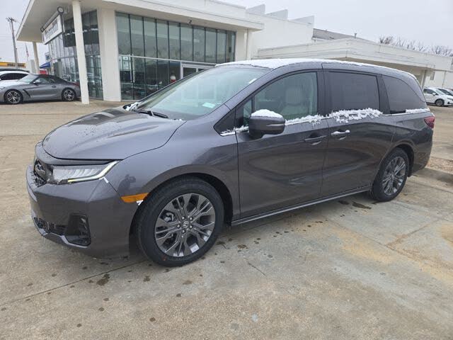 2026 Honda Odyssey Touring FWD