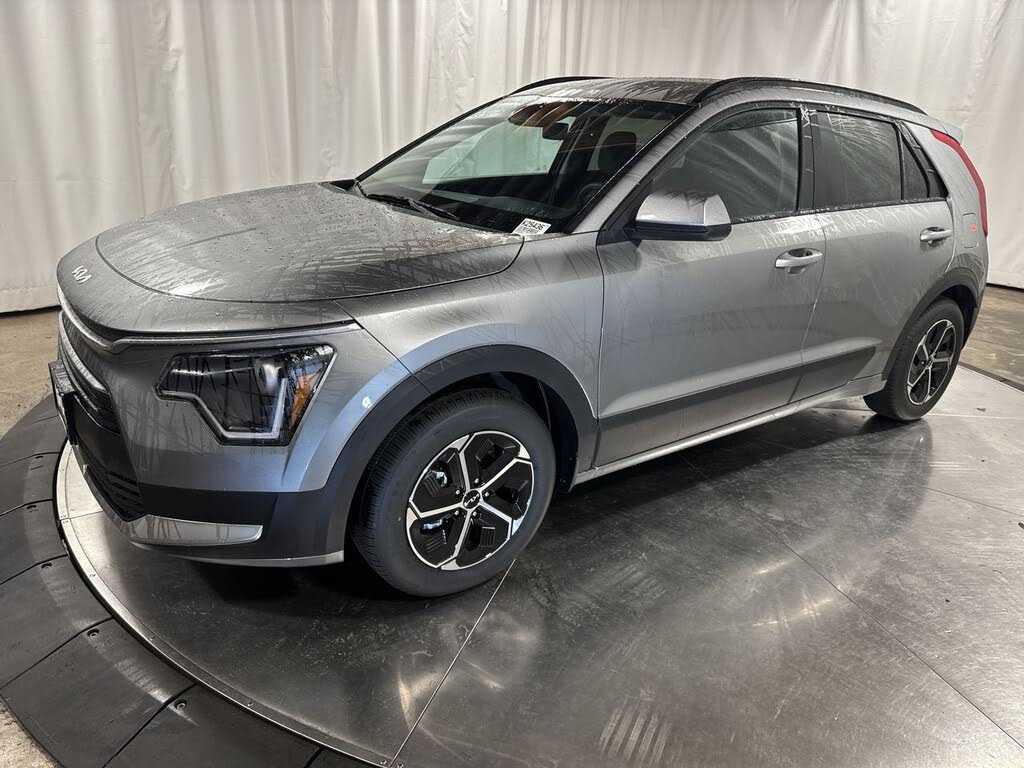 2026 Kia Niro LX FWD