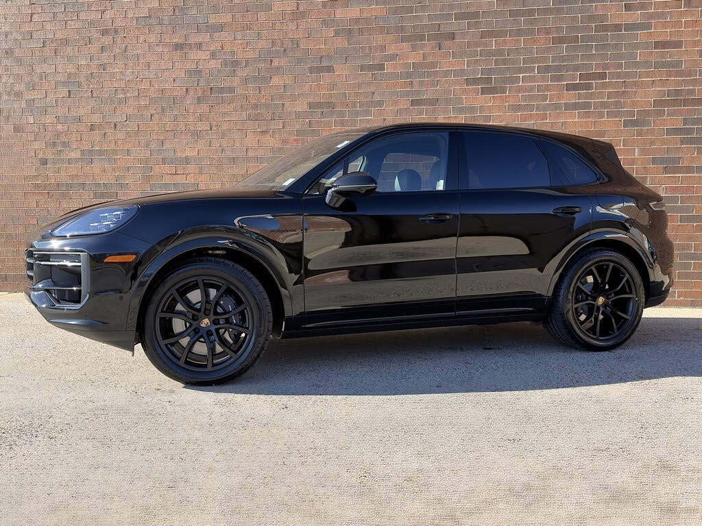 2026 Porsche Cayenne AWD
