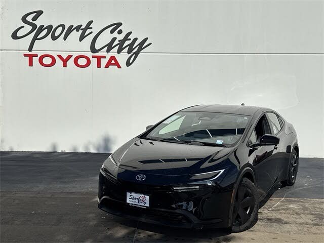 2026 Toyota Prius LE FWD