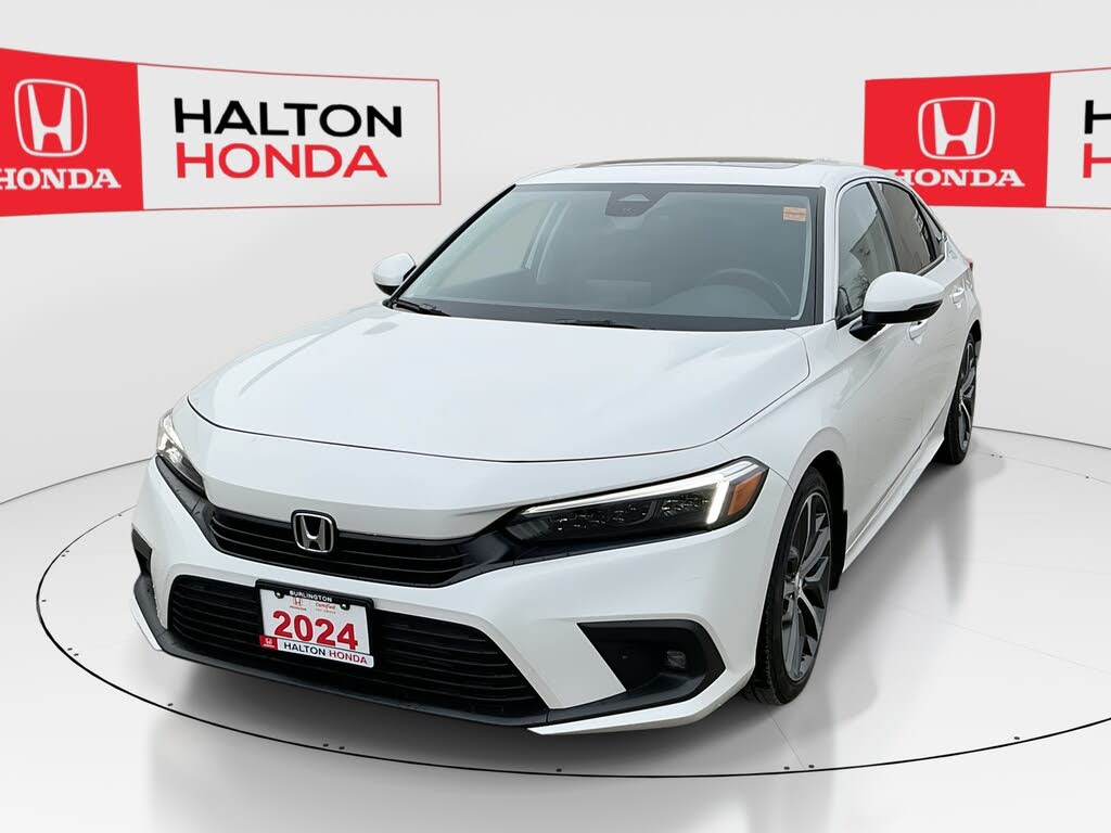 Honda Civic Touring FWD 2024