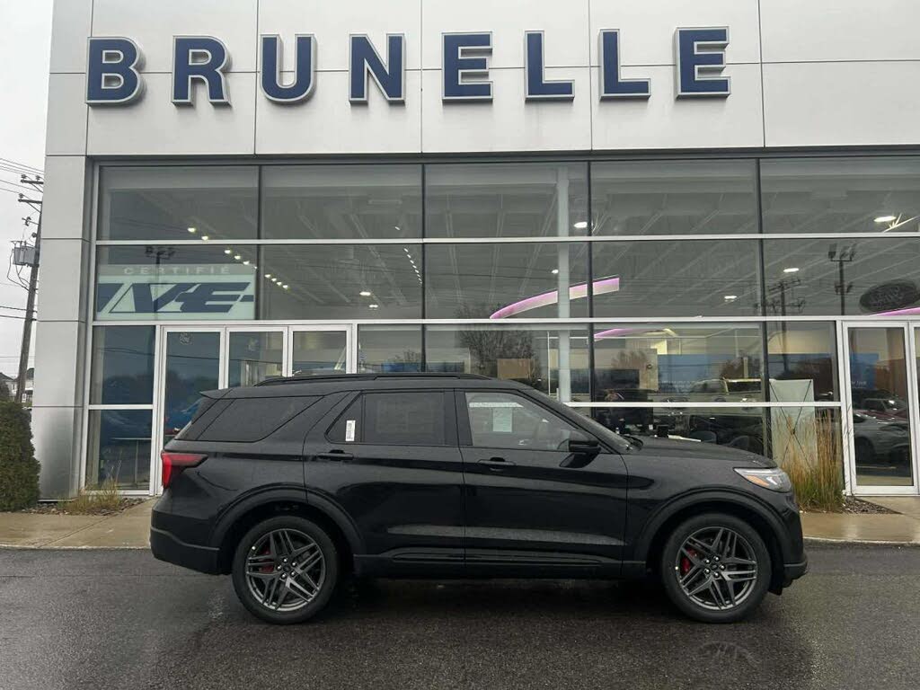 2025 Ford Explorer ST AWD