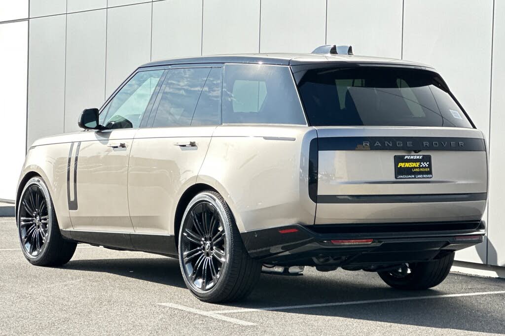 2025 Land Rover Range Rover P530 SE AWD