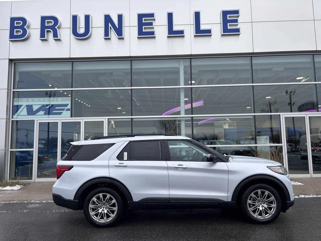 2026 Ford Explorer Active AWD