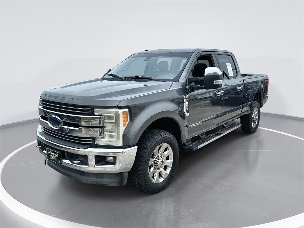 2017 Ford F-250 Super Duty Lariat Crew Cab 4WD