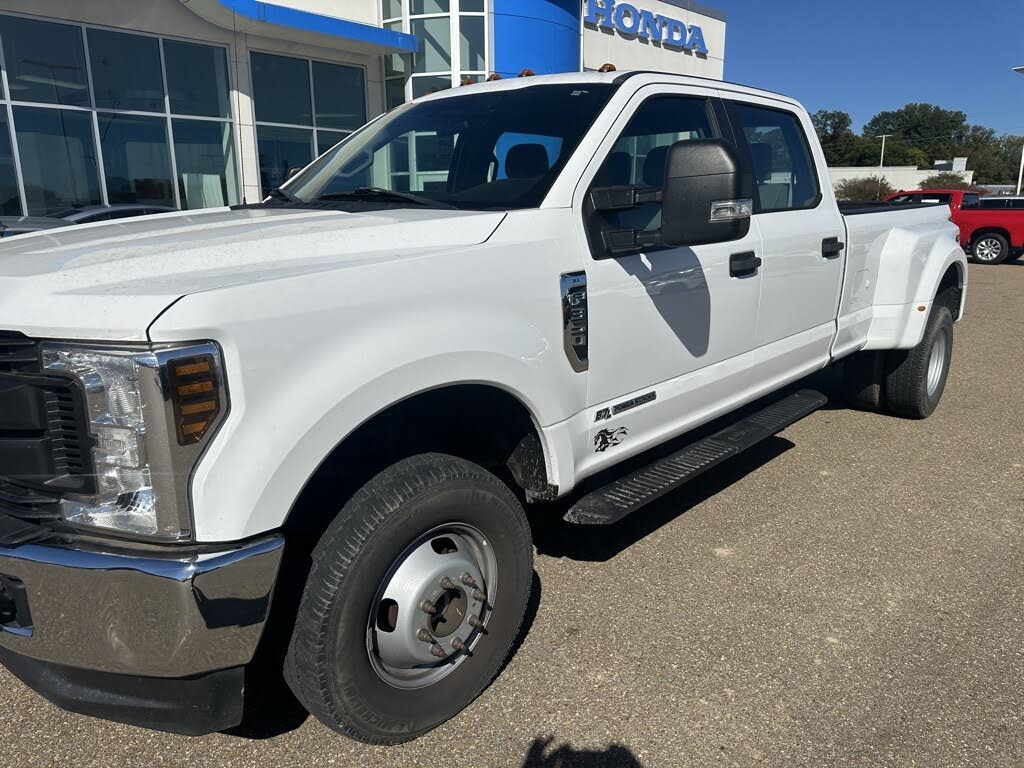 2019 Ford F-350 Super Duty XL Crew Cab LB DRW 4WD
