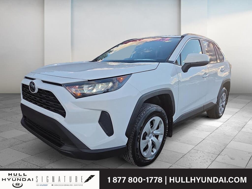 2021 Toyota RAV4 LE FWD