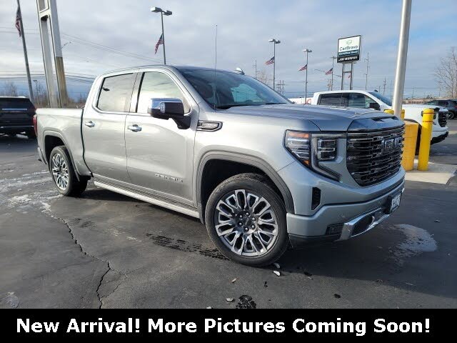 2023 GMC Sierra 1500 Denali Ultimate Crew Cab 4WD