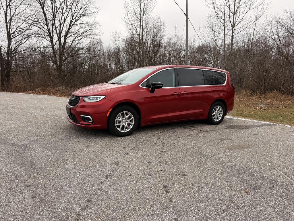 2024 Chrysler Pacifica Touring L FWD