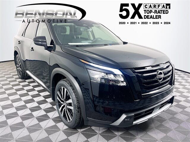 2025 Nissan Pathfinder Platinum FWD