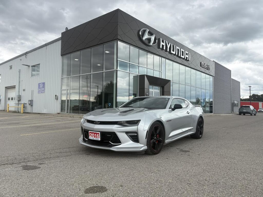 2016 Chevrolet Camaro 2SS Coupe RWD