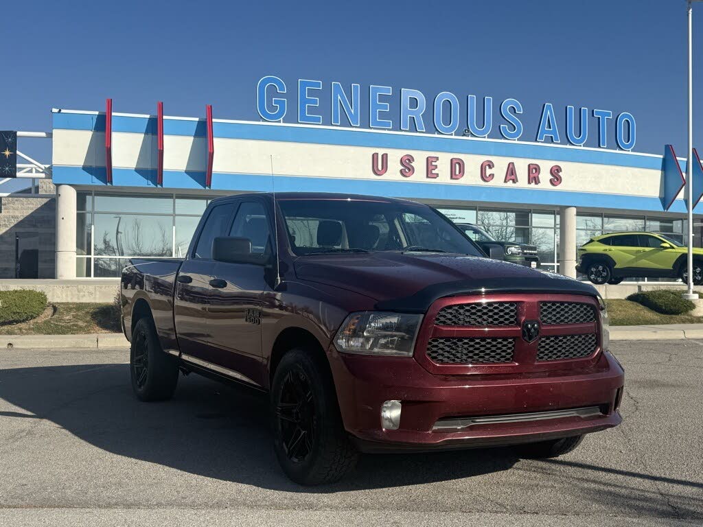 2018 RAM 1500 Express Quad Cab 4WD