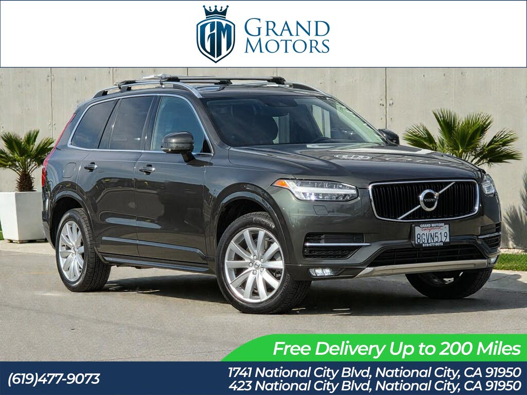 2018 Volvo XC90 T6 Momentum AWD