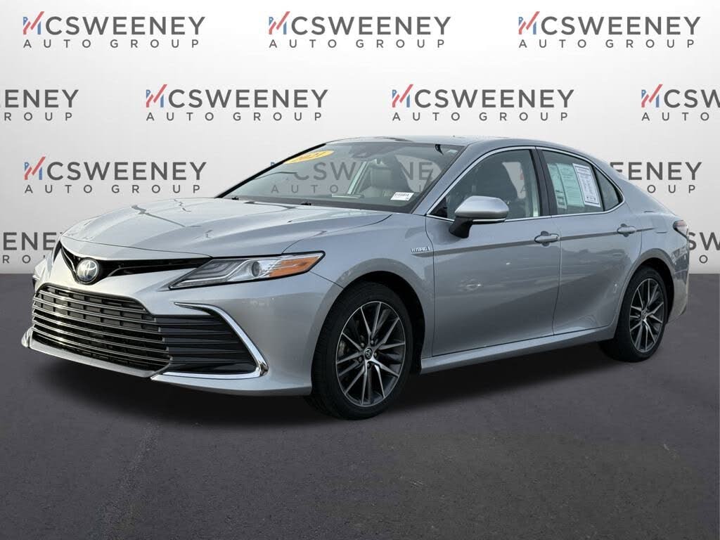 2021 Toyota Camry Hybrid XLE FWD
