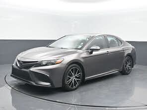 Toyota Camry SE FWD